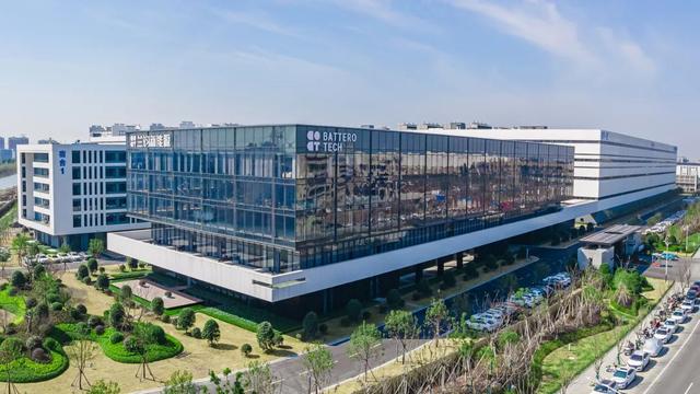 卧龙电驱拟投资20.3亿元 建设新能源加储能项目