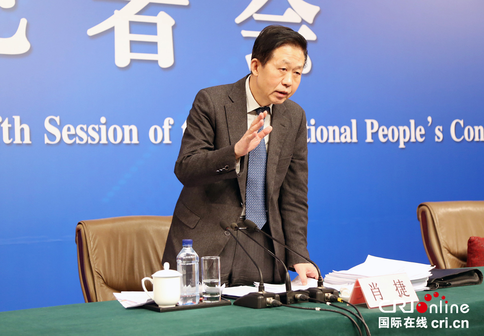 意大利经济与财政部原部长Giovanni TRIA：要鼓励开发出替代性货币的支撑点