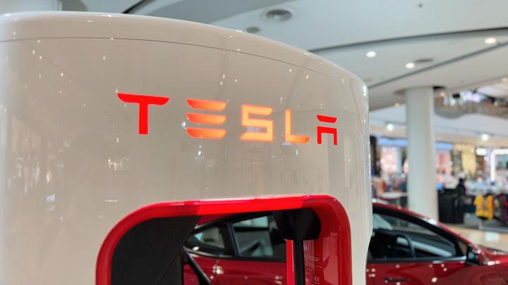 特斯拉Robotaxi试点启动！马斯克最新发声！