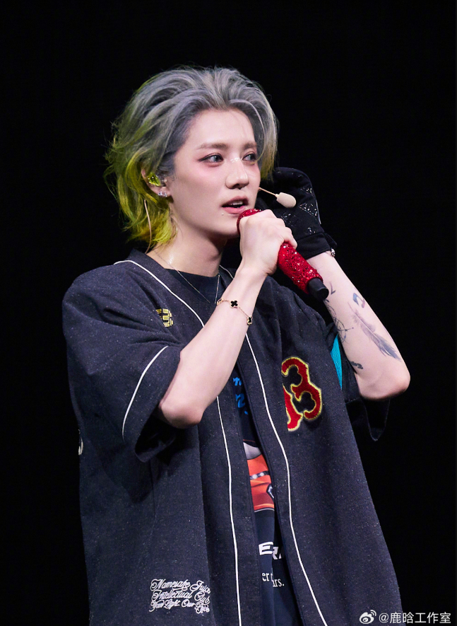 鹿晗多个平台账号解封，20分钟涨粉过万