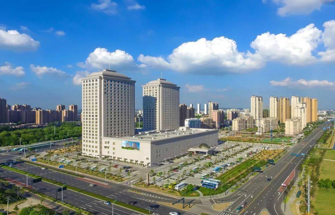 兴通股份：和海创投、日盈投资拟合计减持公司不超3%股份