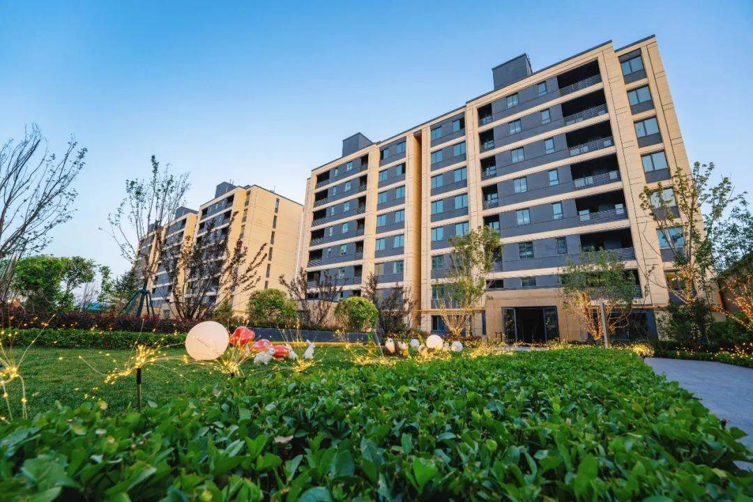 绿城中国发行3亿美元优先票据用于再融资 票面利率7%